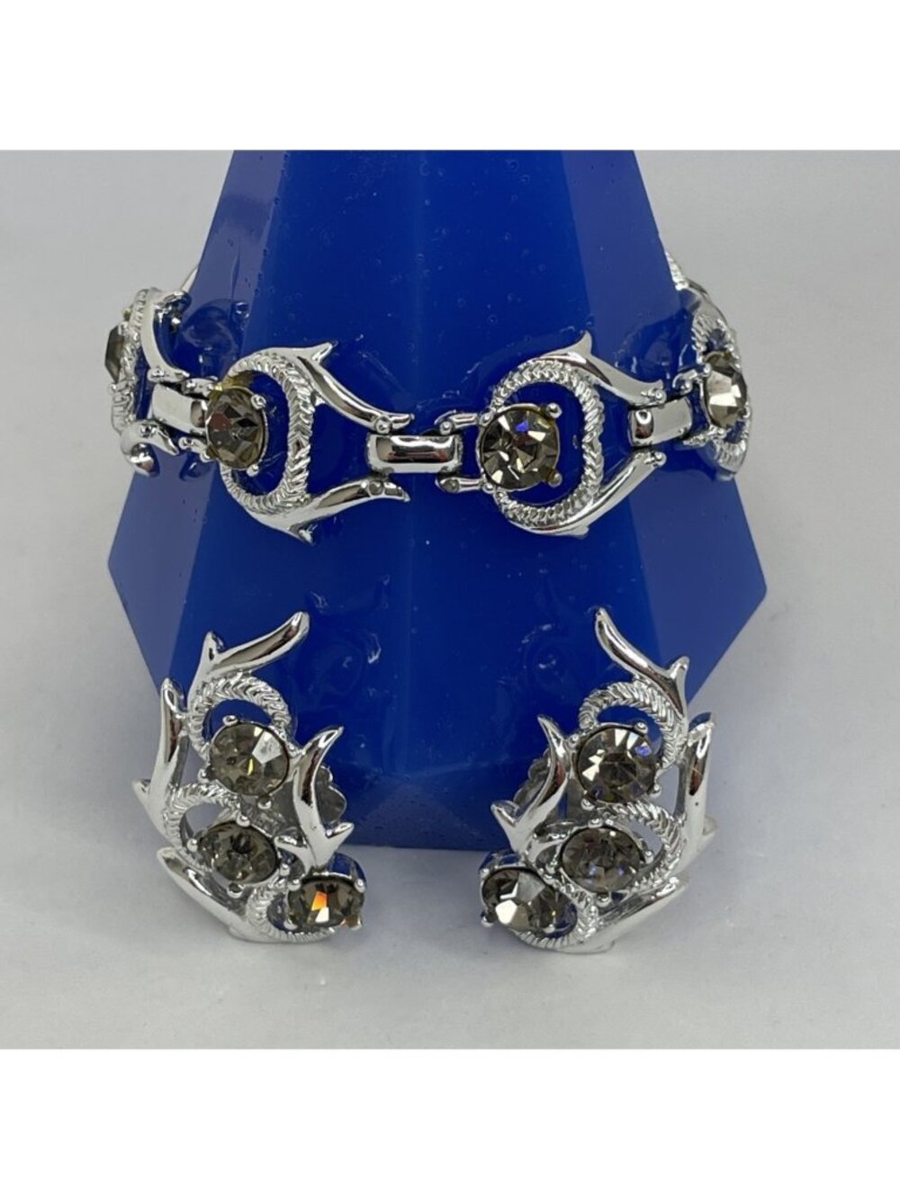 Vtg Sarah Cov Cool Surrender Silver-Tone Rhinestone Bracelet Clip On Earrings